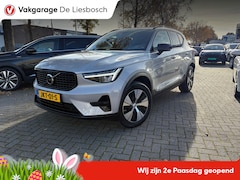 Volvo XC40 - 1.5 T4 Plug-in hybrid Plus Dark / Panorama-dak / Harman-Kardon / camera / stuur en stoel v