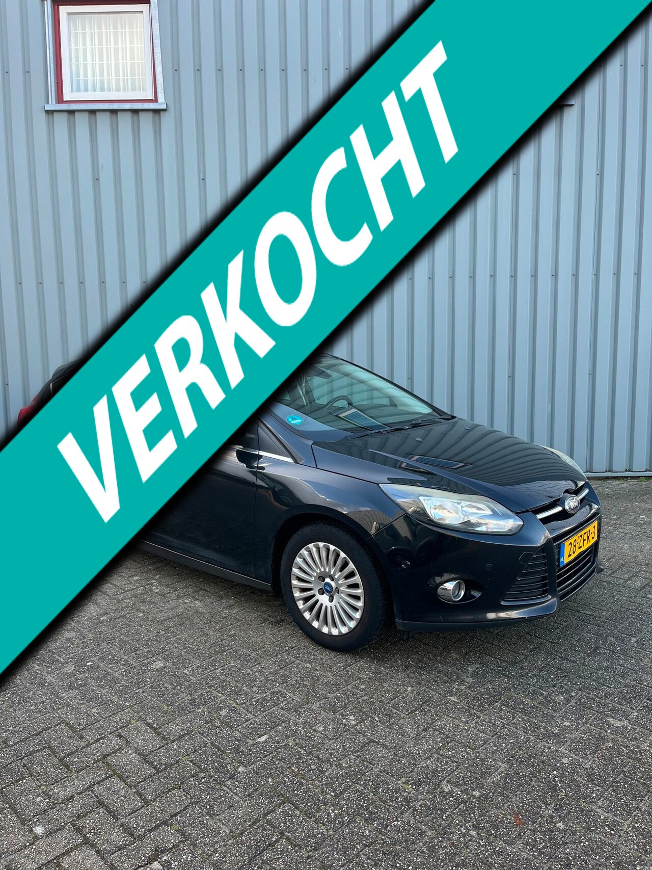 Ford Focus - 1.6 TDCI ECOnetic Lease Titanium/carplay/trekhaak/nap - AutoWereld.nl