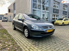 Peugeot 307 - 1.6-16V XS