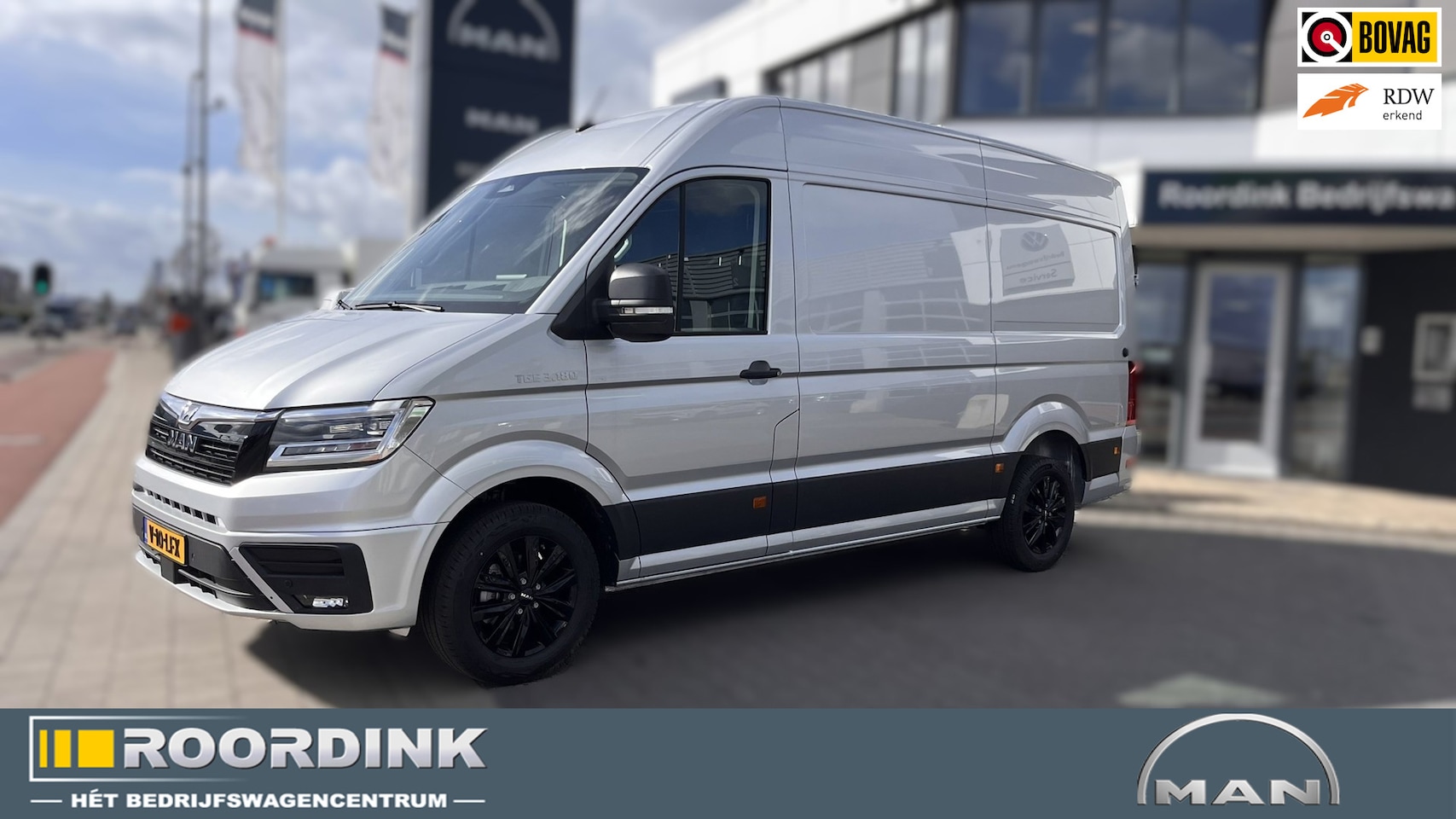 MAN TGE - 3.180 L3H3 Automaat, Dikke 180 pk.. LED verlichting, bumpers in kleur, trekhaak, Zwart LM - AutoWereld.nl