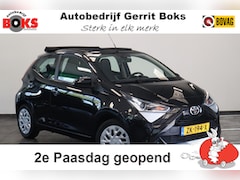 Toyota Aygo - 1.0 VVT-i x-play limited Cabrio Carplay 2e Paasdag geopend van 12.00 tot 17:00u