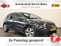 Volkswagen Golf - 1.5 eTSI Style Panoramadak Elec.Trekhaak IQ-led 2e Paasdag geopend van 12.00 tot 17:00u