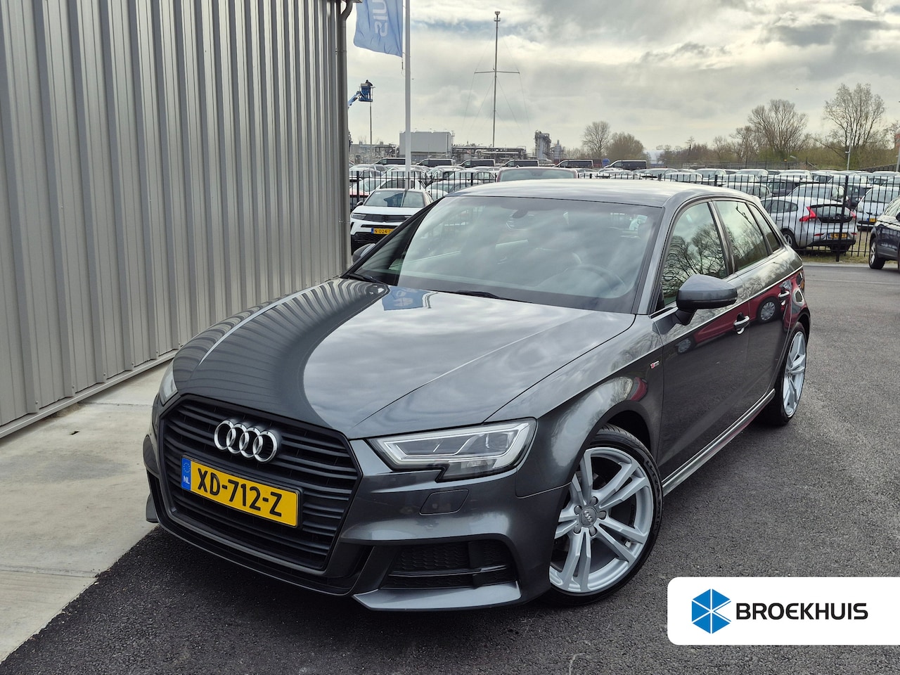 Audi A3 Sportback - 30 TFSI Sport S Line Edition 115Pk | Cruise control | Navigatie full map | Parkeersensoren - AutoWereld.nl