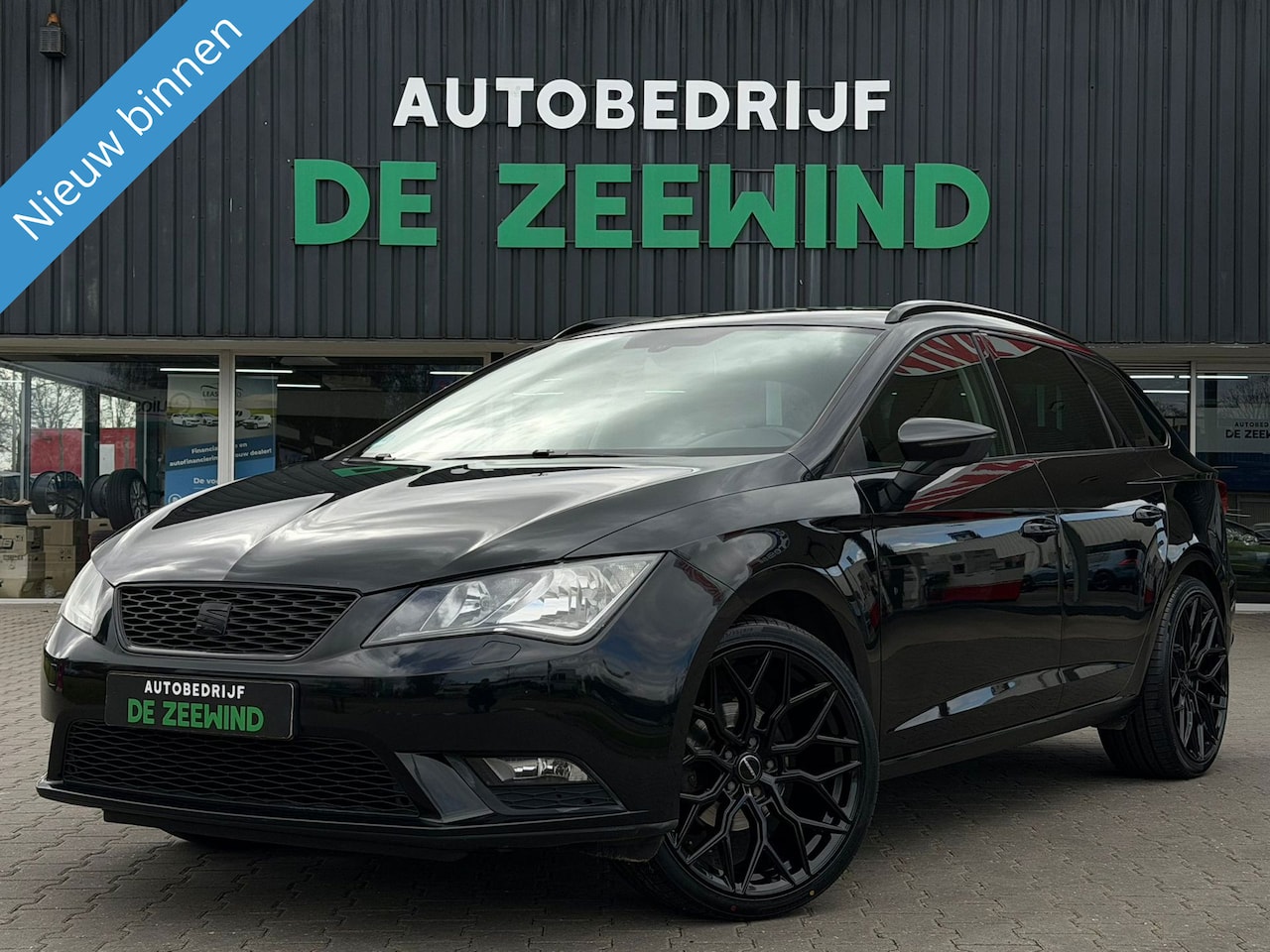 SEAT Leon ST - 1.2 TSI Reference|BLACK ON BLACK|Rijklaar - AutoWereld.nl