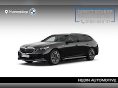 BMW 5-serie Touring - 530e | M-Sport | 20'' | Camera | Driv. Ass. Plus | Elek. Trekhaak | Comfort Access