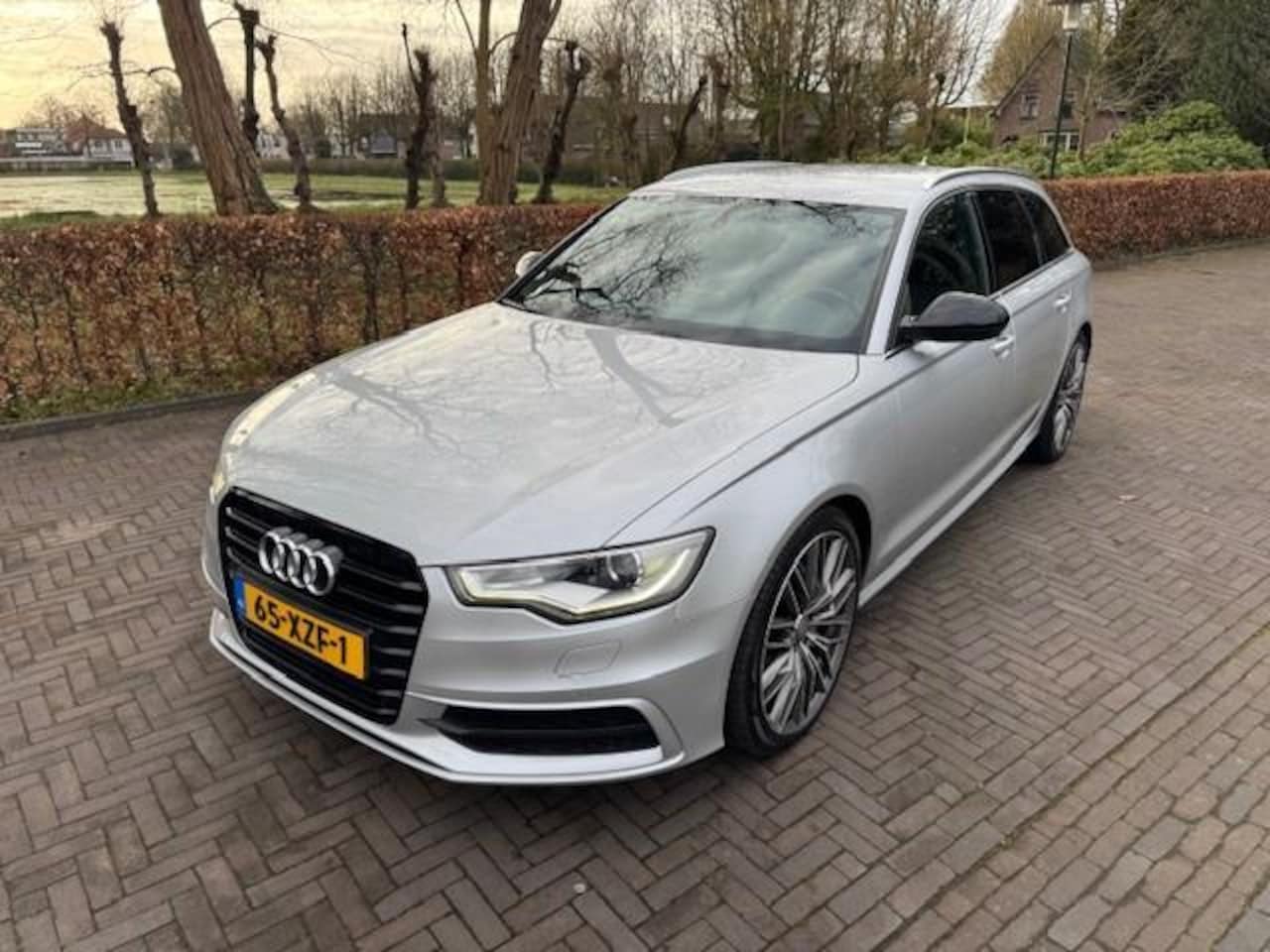 Audi A6 Avant - 2.0TFSI S Edition Acarplay/Trekhaak/Xenon/20inch/Navi - AutoWereld.nl