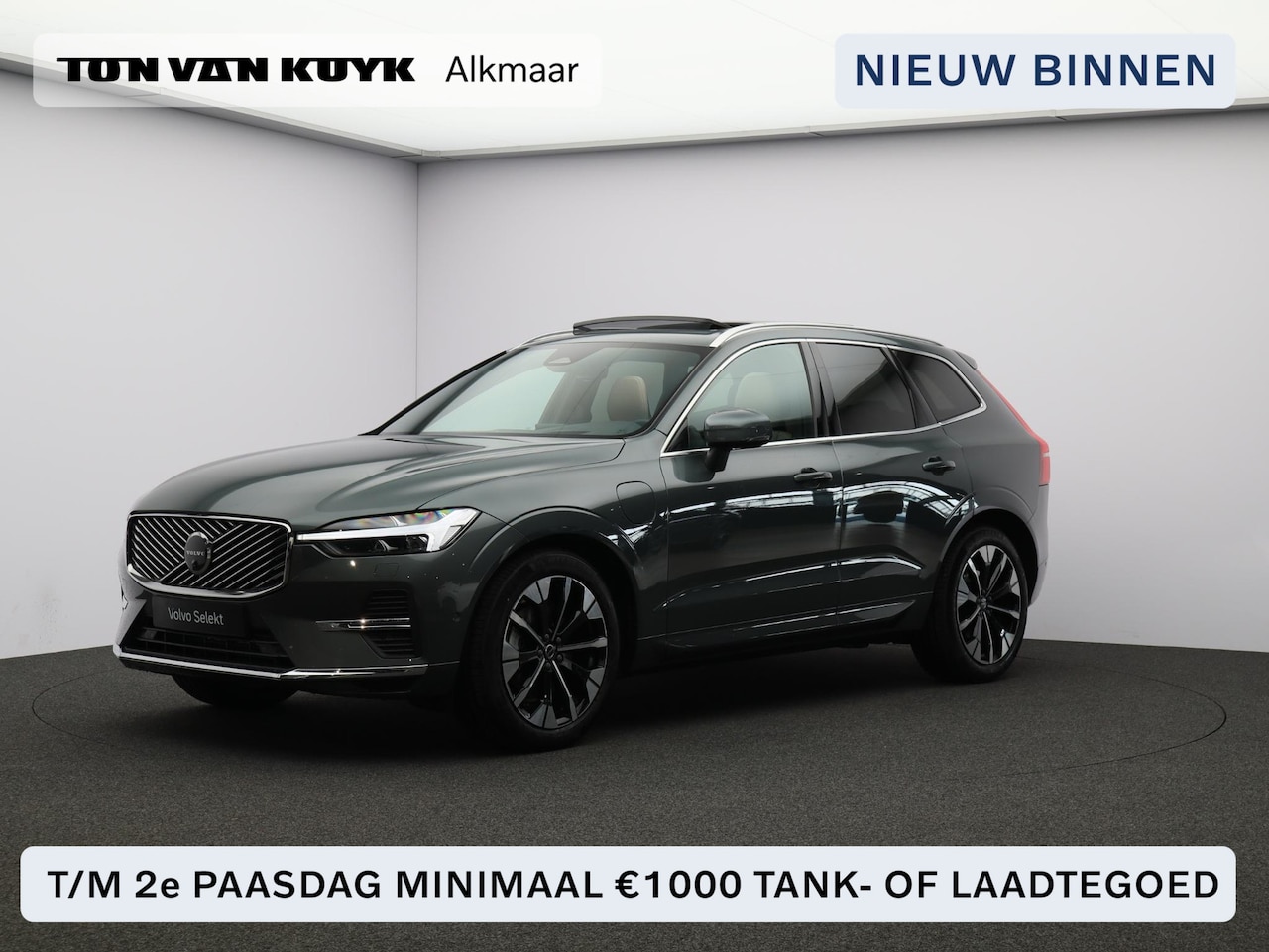 Volvo XC60 - 2.0 T6 Plug-in hybrid AWD Ultra Bright / Luchtvering / Panoramadak / 360 Camera / Head-Up - AutoWereld.nl