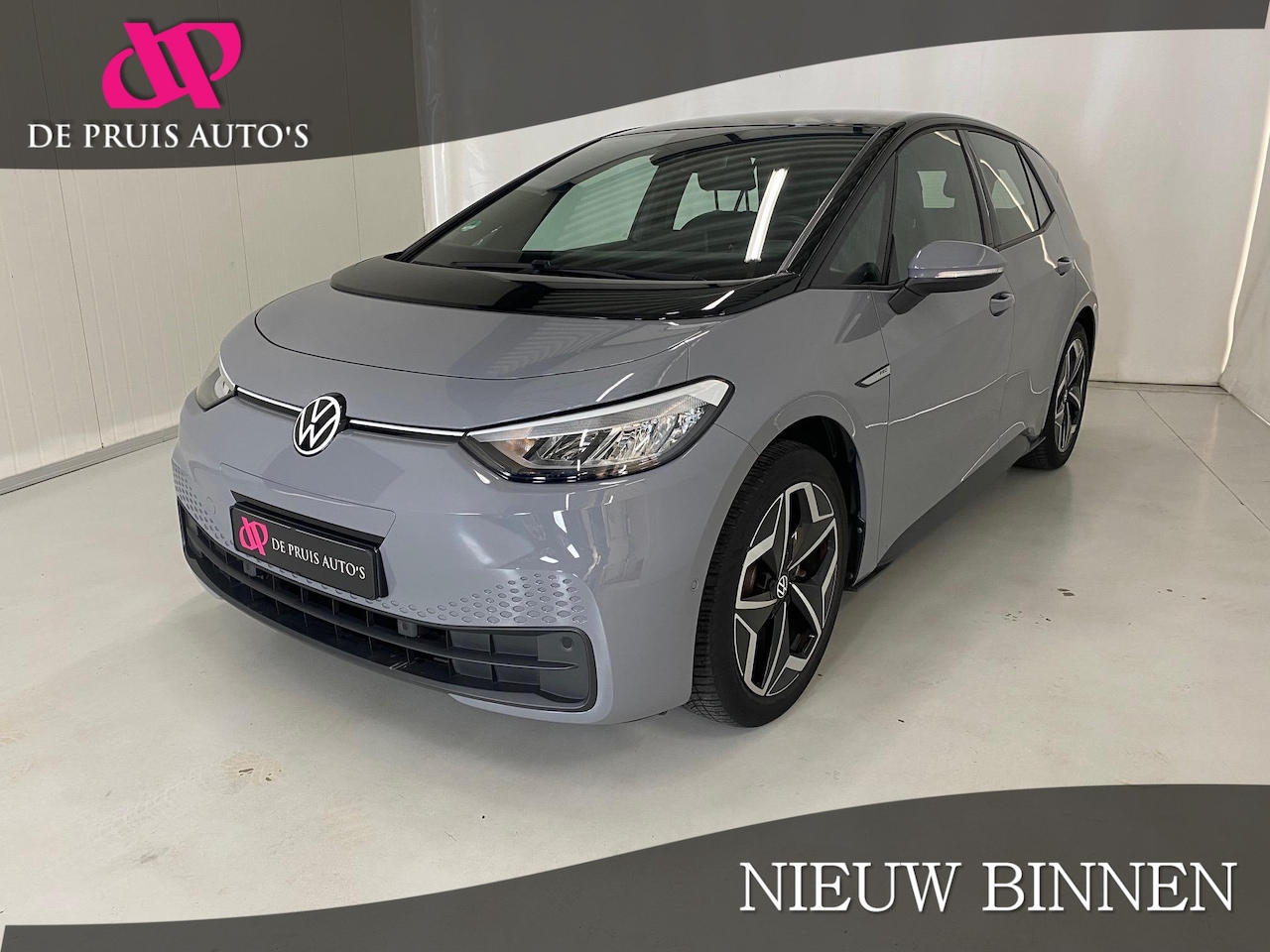 Volkswagen ID.3 - pure 45 kWh 19inc ACC Navigatie Led koplampen - AutoWereld.nl
