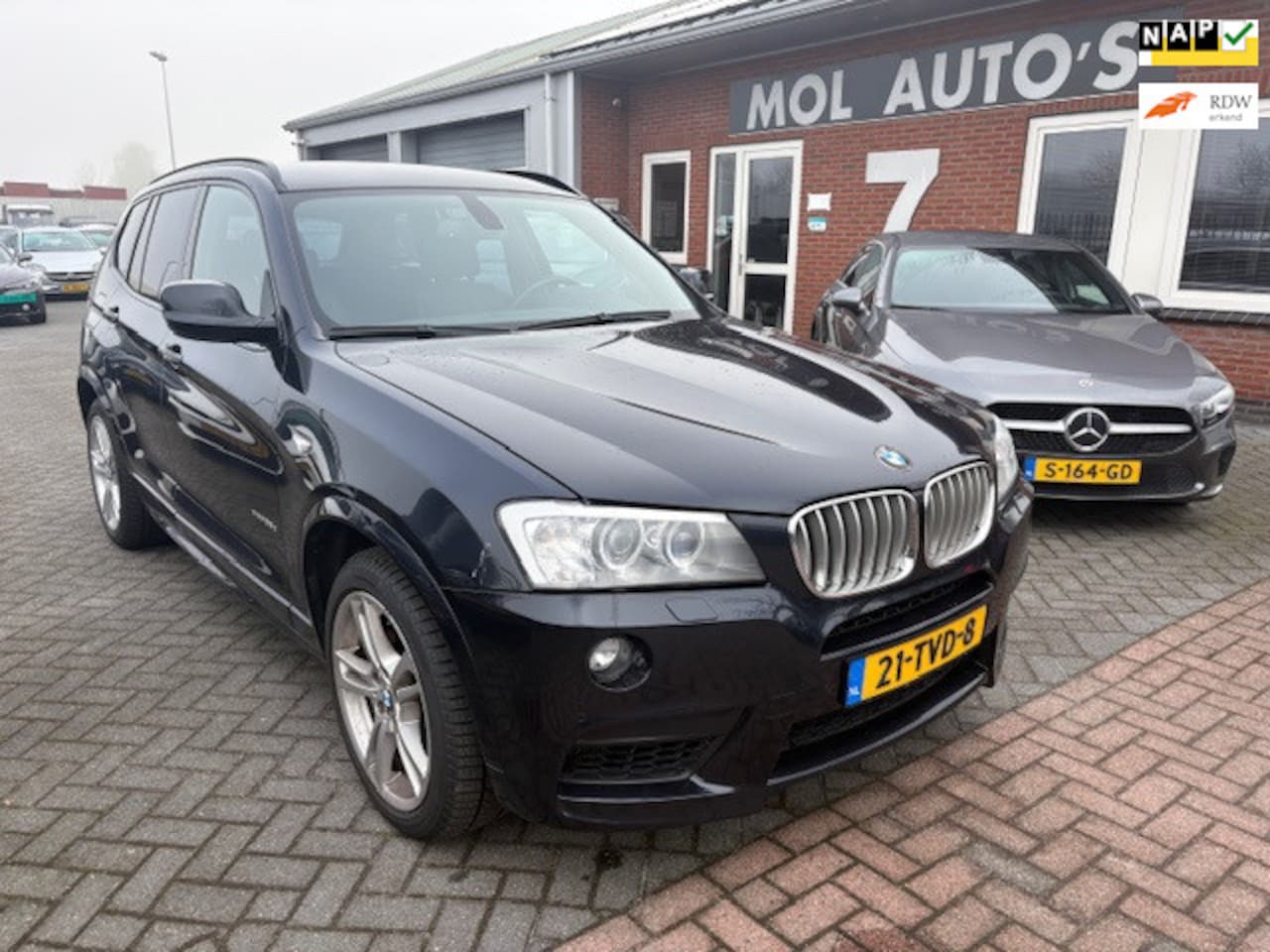 BMW X3 - XDrive35d High M-sport , APK 31-03-27 , Leer - AutoWereld.nl