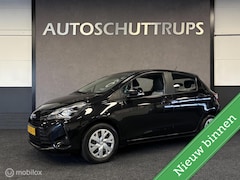 Toyota Yaris - 1.0 VVT-i Aspiration 5 DEURS / CLIMATE / CRUISE / TREKHAAK / NAP