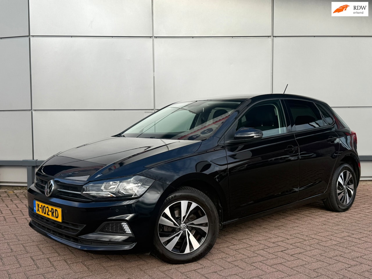 Volkswagen Polo - 1.0 TSI Comfortline | Stoelverwarming | Digitaal Display | Keyless | Carplay | - AutoWereld.nl