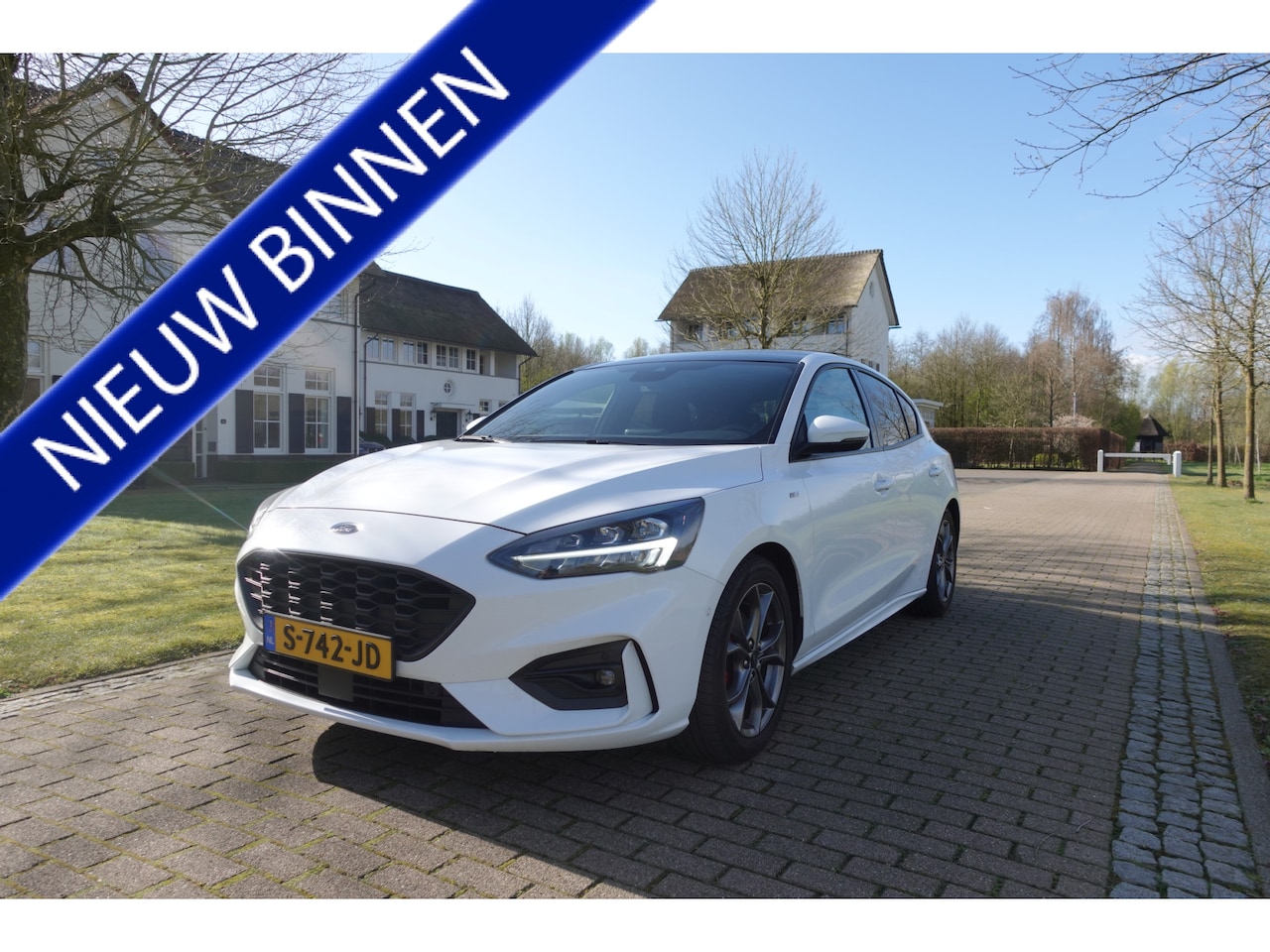 Ford Focus - 1.0 EcoBoost ST LINE Titanium X Business | Panodak | Camera | Winterpakket | ACC | - AutoWereld.nl