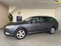 Skoda Octavia Combi - 1.4 TSI Greentech Elegance Airco, LMV, Trekhaak, Navigatie