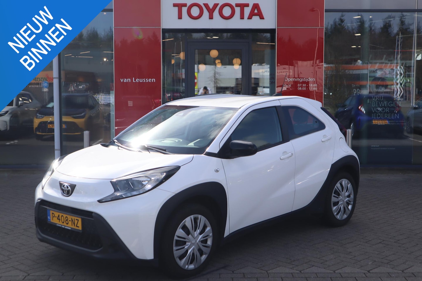 Toyota Aygo X - PLAY AUTOMAAT CAMERA AD-CRUISE APPLE/ANDROID ALL-SEASON NL-AUTO - AutoWereld.nl