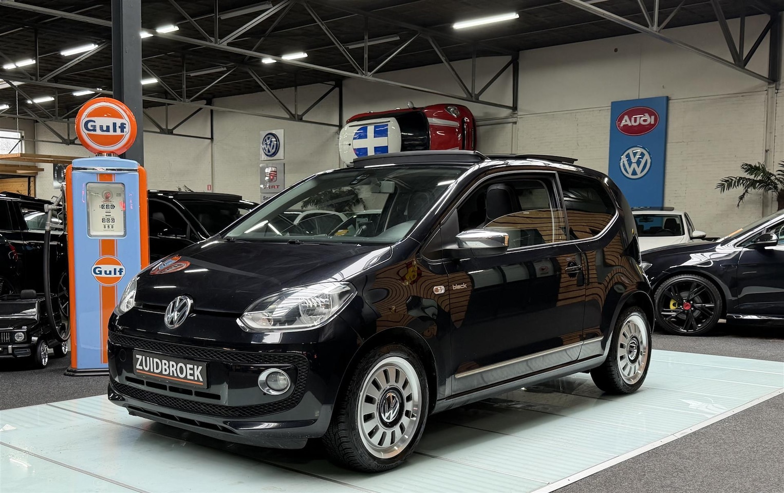 Volkswagen Up! - 1.0 AUT! Vol optie! Pano! Cruise! Clima! Navi! - AutoWereld.nl