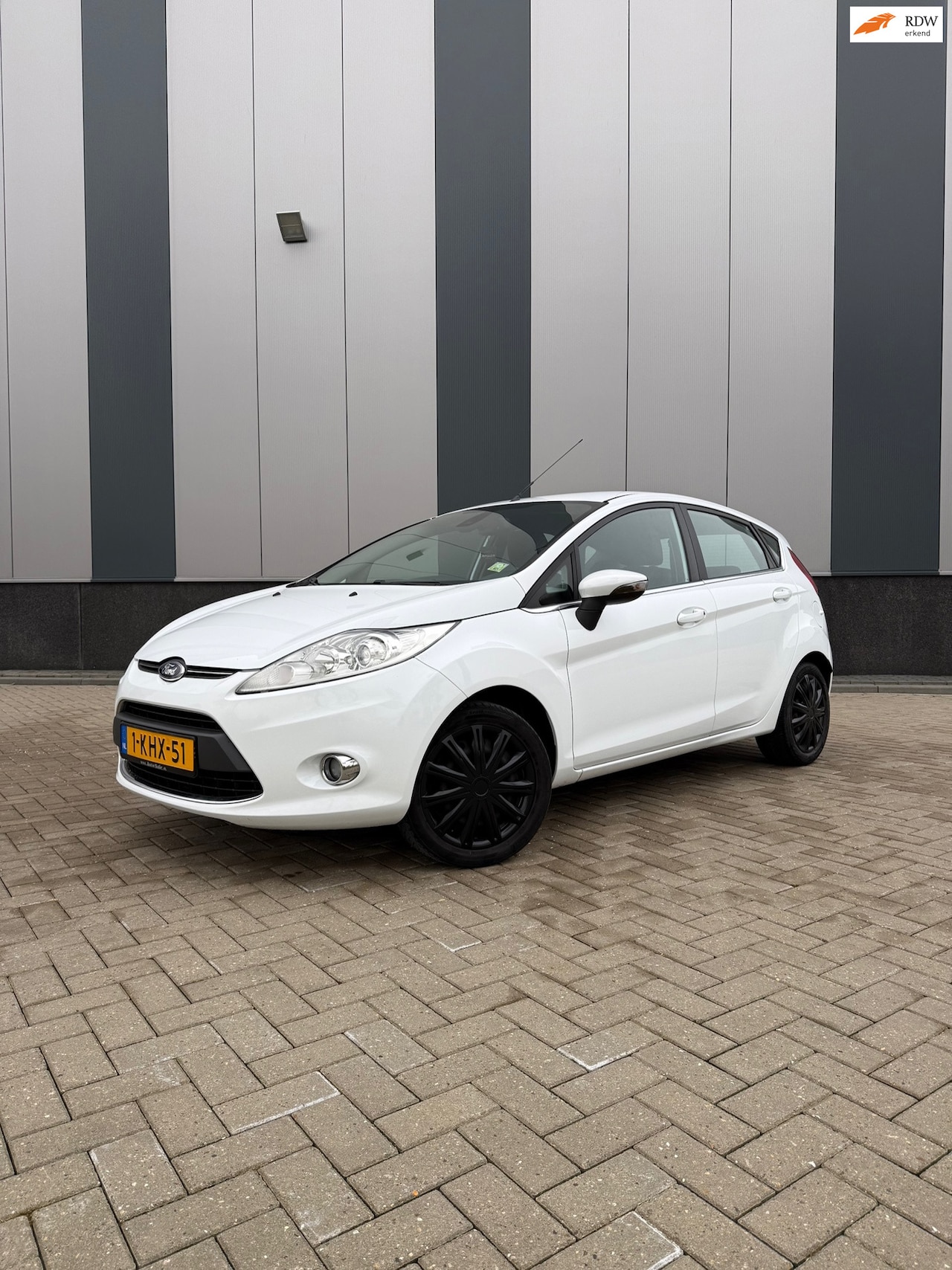 Ford Fiesta - 1.25 Titanium | NAP | Distributieriem nieuw | Leer + Stoelverwarming - AutoWereld.nl