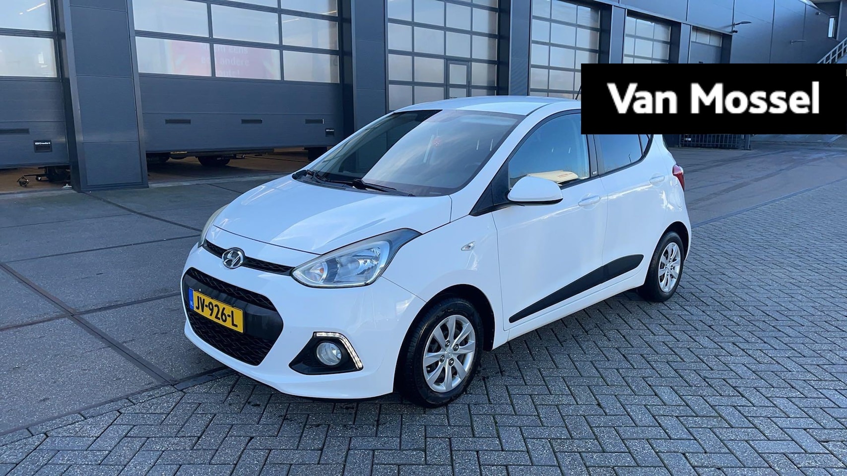 Hyundai i10 - 1.0i i-Motion Go! 2016 | Navigatie | Extra Getint glas | Airco | Start/Stop systeem | - AutoWereld.nl