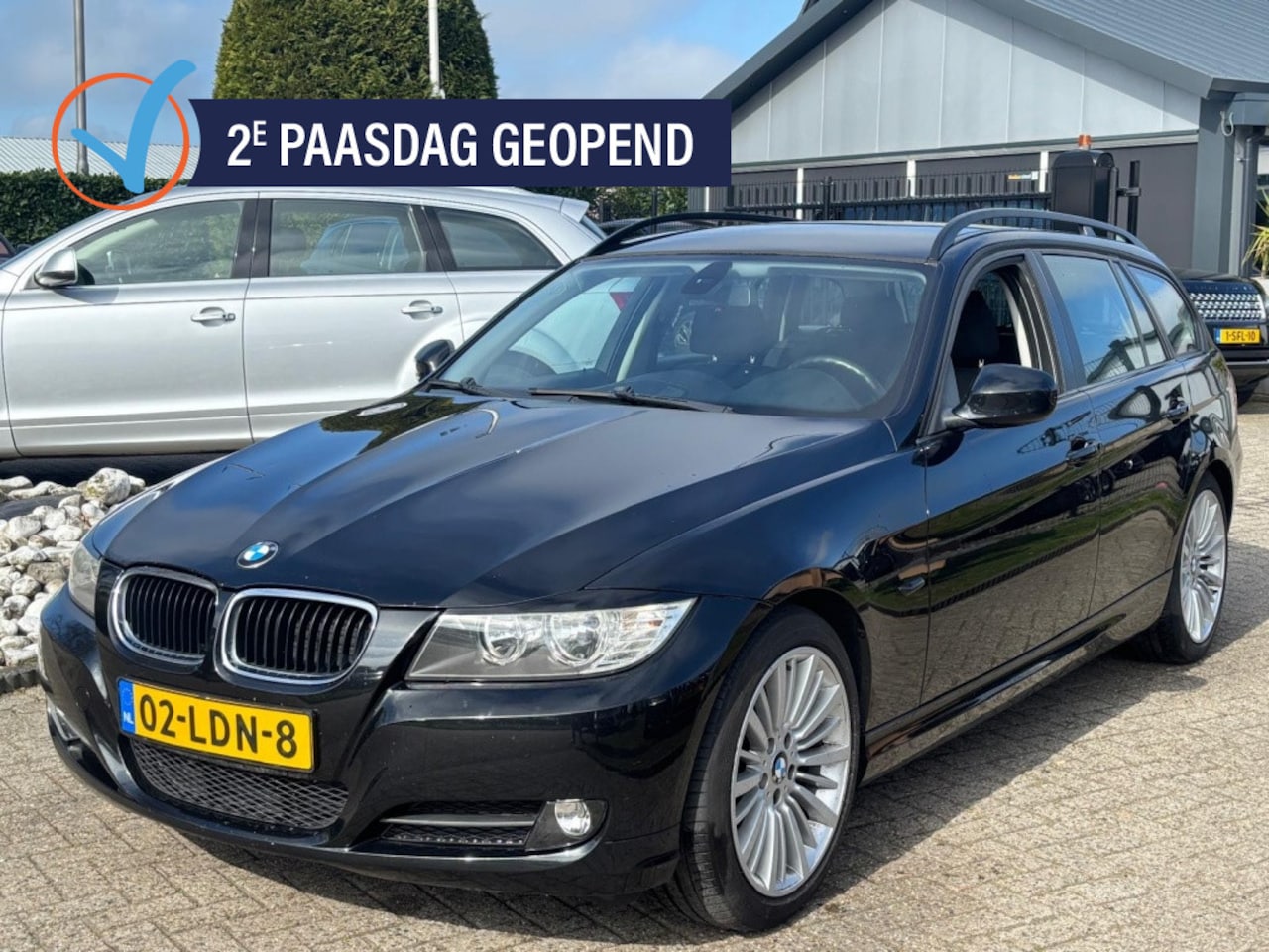 BMW 3-serie Touring - 318I Zwart 2010 Facelift NL Auto Sportvelgen Navi - AutoWereld.nl