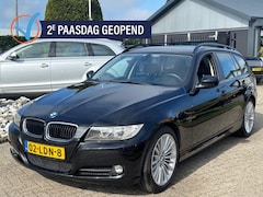 BMW 3-serie Touring - 318I Zwart 2010 Facelift NL Auto Sportvelgen Navi