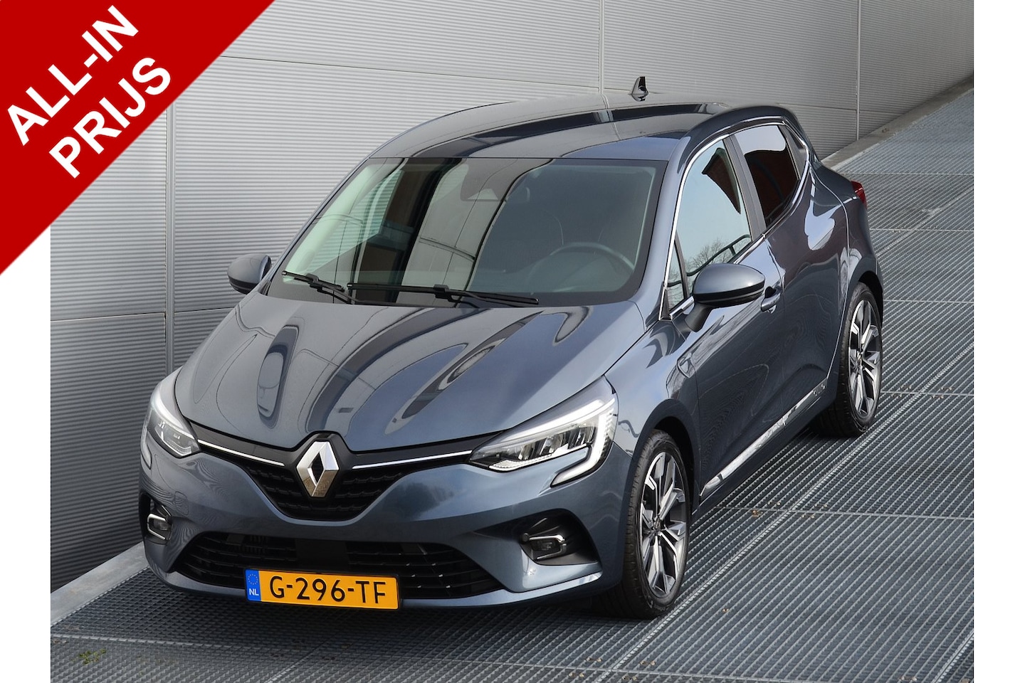 Renault Clio - 1.3 TCE A/T INTENS | 131PK | AUTOMAAT | CAMERA | CLIMATE | CRUISE | 17'' LICHTMETAAL | TRE - AutoWereld.nl