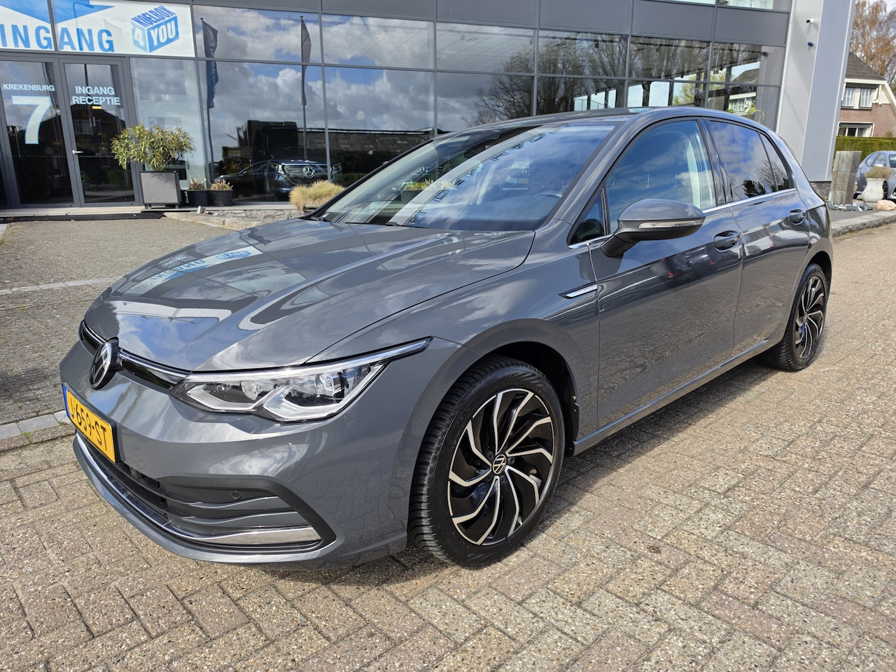 Volkswagen Golf - 1.5 TSI Style * LED * NAVI * NAP * CAMERA * - AutoWereld.nl