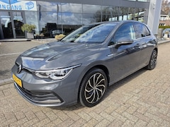 Volkswagen Golf - 1.5 TSI Style * LED * NAVI * NAP * CAMERA