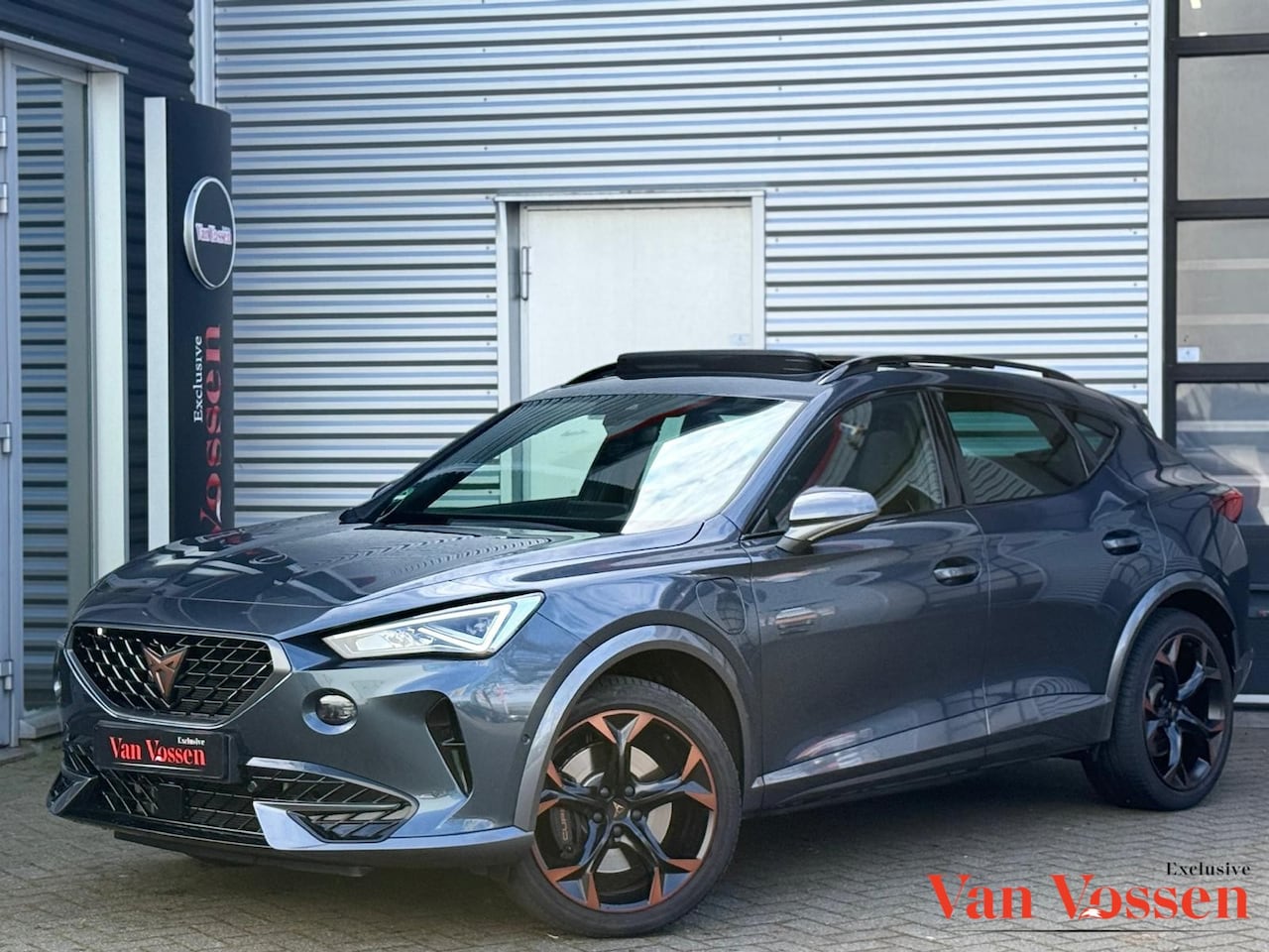 CUPRA Formentor - 1.4 e-Hybrid VZ 245 PK|PANO|MEMORY|CAMERA|SFEER|CARPLAY| - AutoWereld.nl