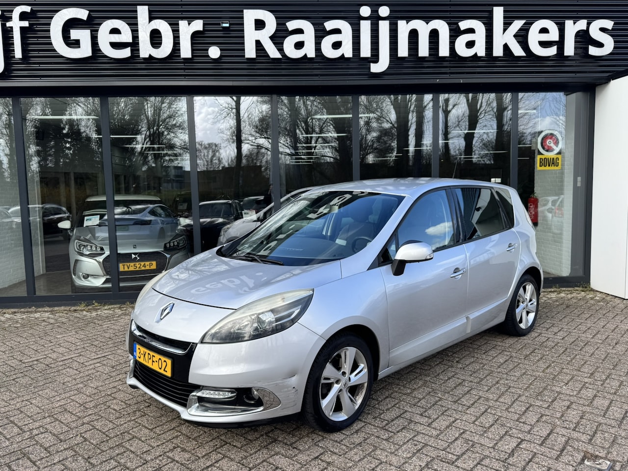 Renault Scénic - 1.6 dCi Bose *Navi*ECC*EXPORT/EX.BPM* - AutoWereld.nl