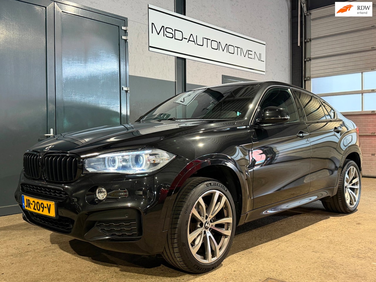 BMW X6 - XDrive30d High Executive M-Pack Onderhouden Trekhaak - AutoWereld.nl