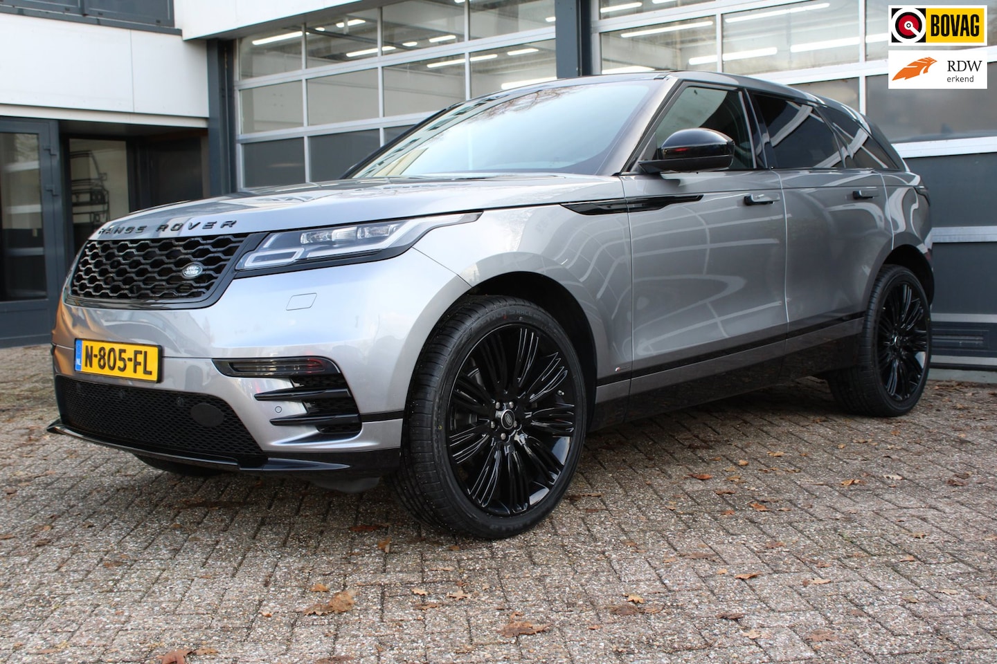 Land Rover Range Rover Velar - 2.0 P250 Turbo AWD R-Dynamic HSE - AutoWereld.nl