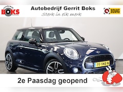 MINI John Cooper Works - 1.5 Cooper JCW King's Cross Navigatie CruiseControl 2e Paasdag geopend van 12.00 tot 17:00