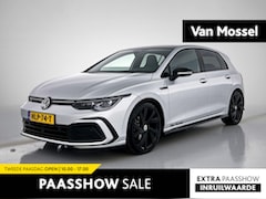 Volkswagen Golf - 1.5 eTSI R-Line Business | DEMO | APPLE CARPLAY | PANORAMADAK | IQ LIGHTS | BLACK STYLE DE