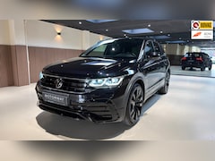 Volkswagen Tiguan - 1.4 TSI eHybrid 3X R-Line|Pano|Matrix|Virtual|360|Keyless|Black Pakket