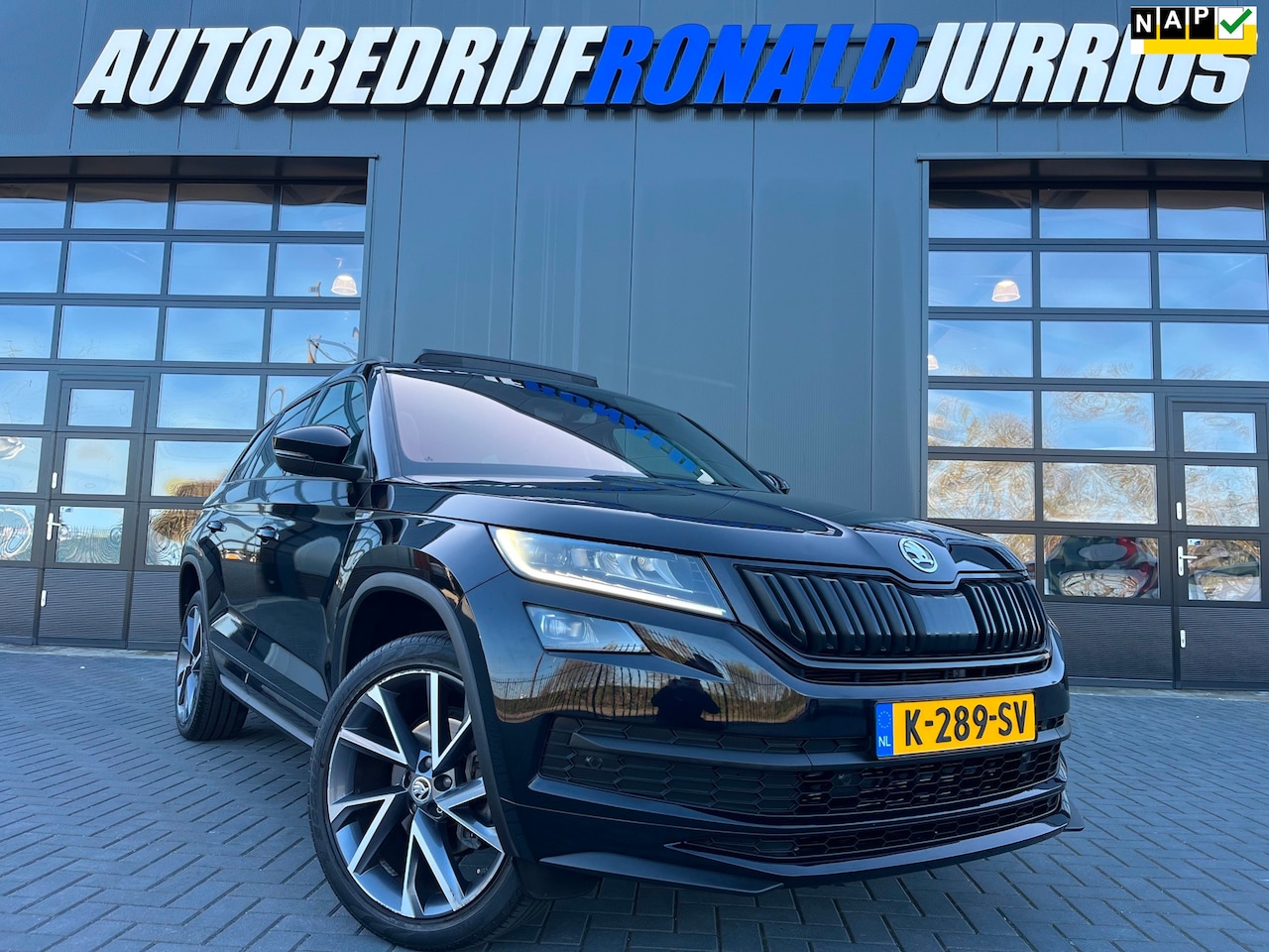Skoda Kodiaq - 1.5 TSI Sportline Business 7p./NL.Auto/Panoramadak/Clima/Virtual Cockpit/Alcantara/1Ste Ei - AutoWereld.nl