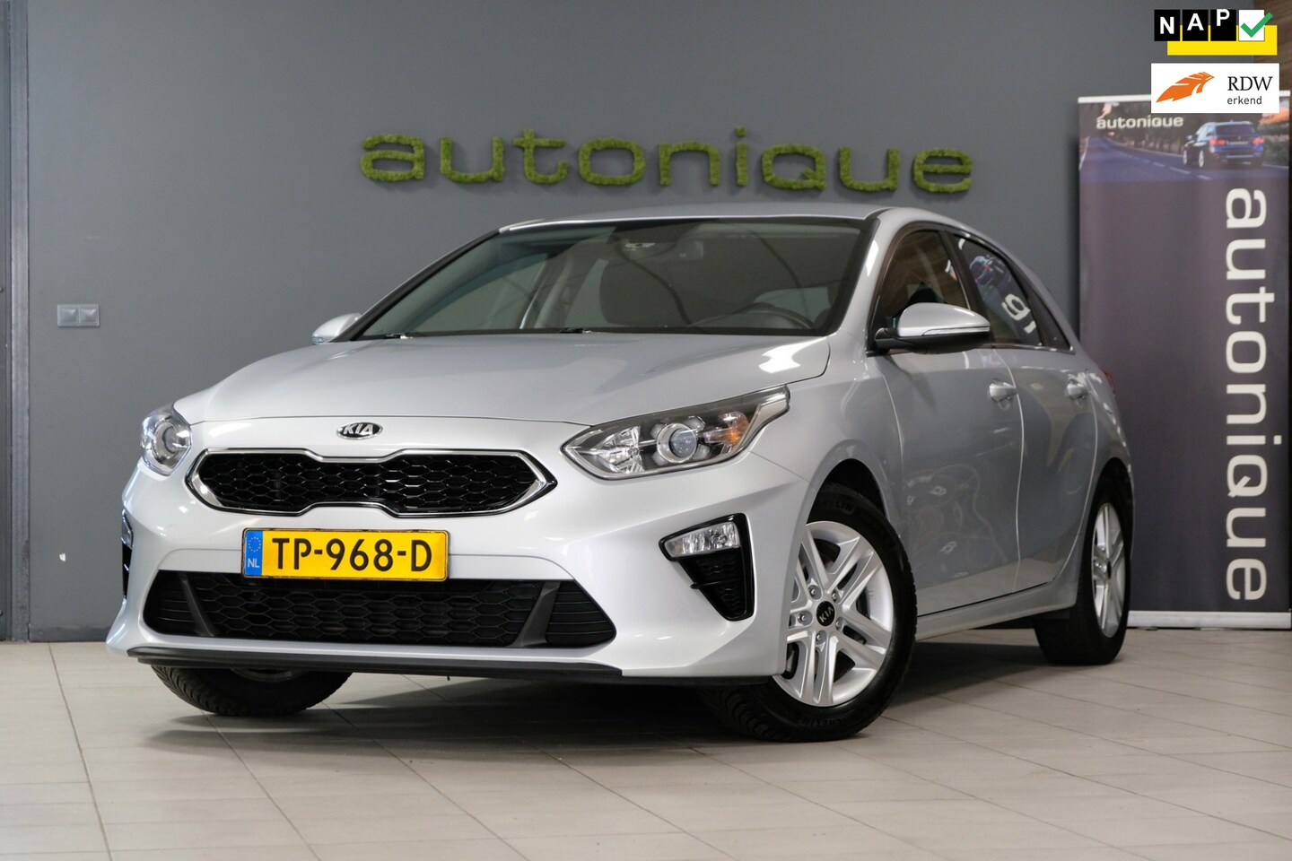 Kia Cee'd - Ceed 1.0 T-GDi DynamicLine navi/cruise/camera/carplay/org.NL - AutoWereld.nl