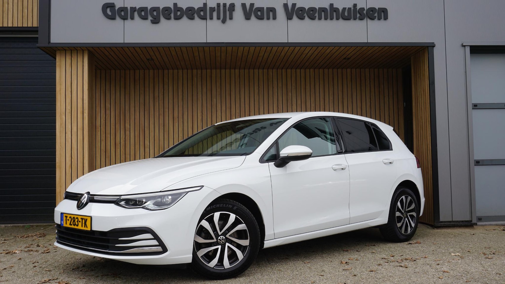 Volkswagen Golf - 1.5 TSI 131PK 5Drs Active Business LED A-Camera Virtual Stoel & Stuurverwarming Adaptive C - AutoWereld.nl