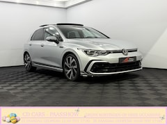 Volkswagen Golf - 1.5 TSI R-Line Panoramadak, Harman/Kardon, Camera, Navi, Keyless start, Sfeerverlichting,
