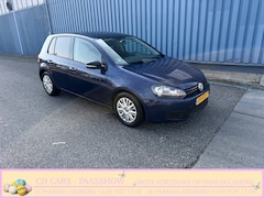 Volkswagen Golf - 1.6 TDI Trendline BlueMotion Inruilauto’s tegen vaste prijzen. Voor meer info: 0638140850