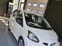 Toyota Aygo - ACTIE - PRIJS 1.0 Nieuw APK MET ONDERHOUD