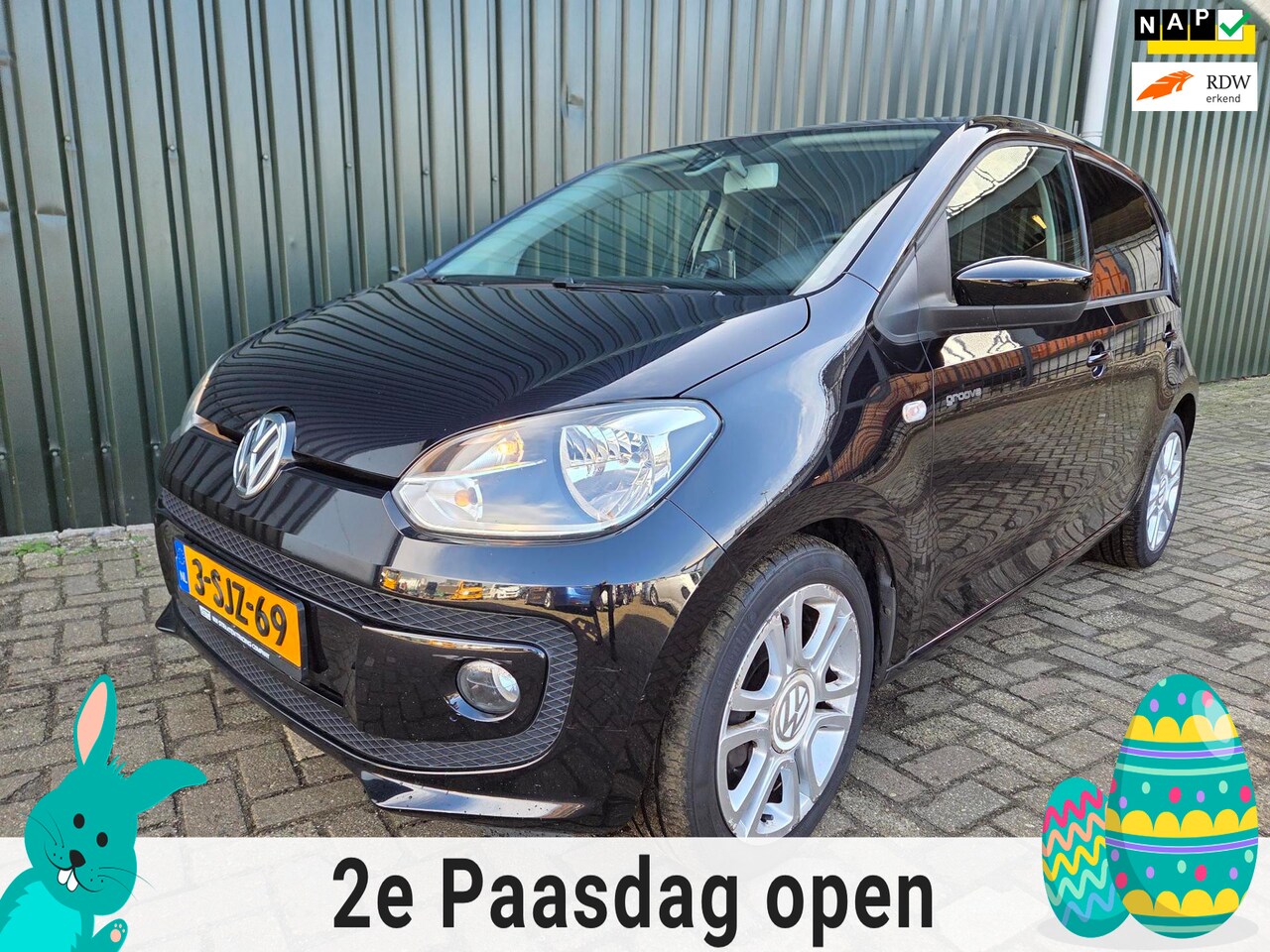 Volkswagen Up! - 1.0 groove up! BlueMotion 1.0 groove up! BlueMotion - AutoWereld.nl