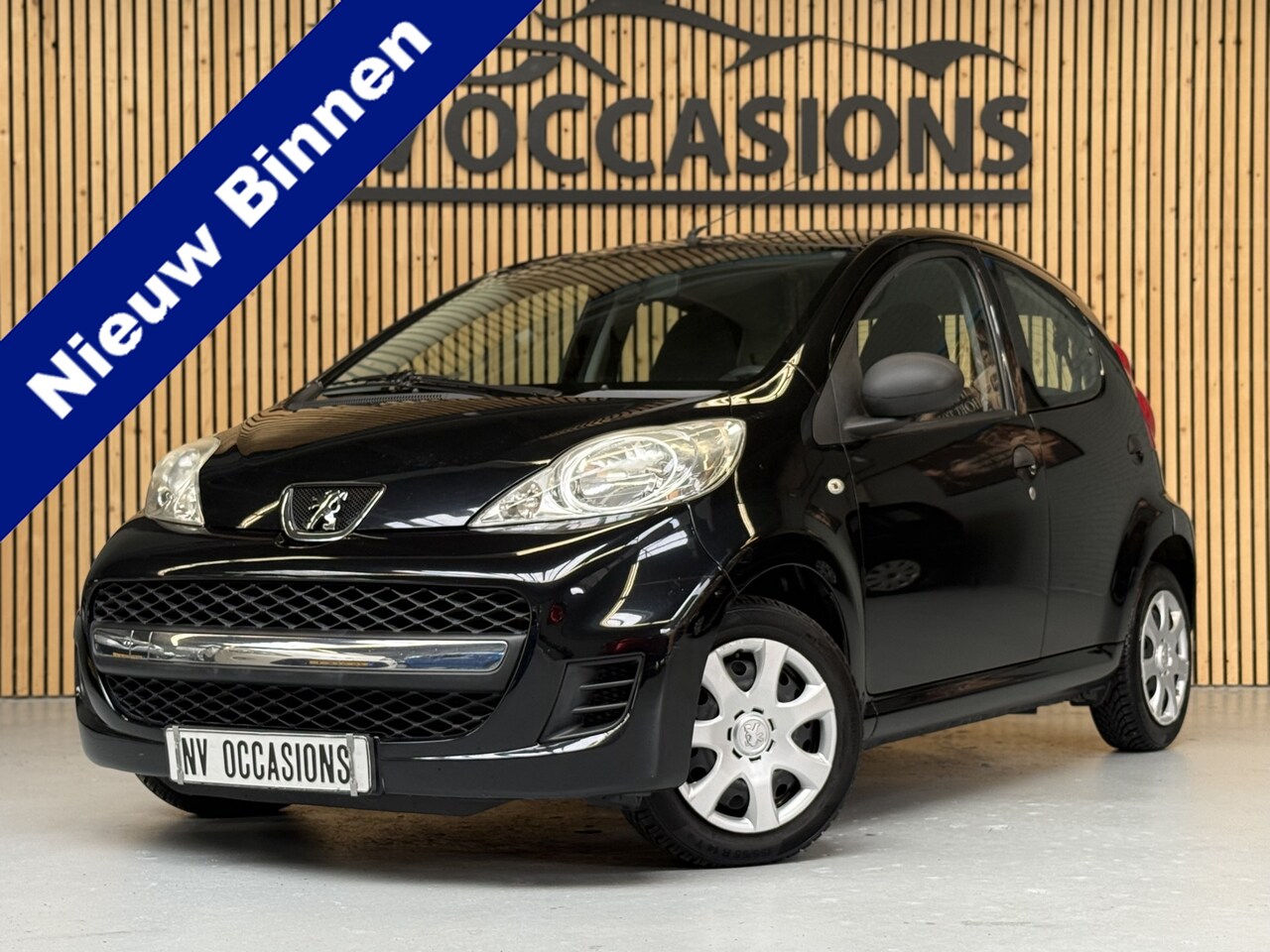 Peugeot 107 - 1.0-12V XR 1E EIGENAAR/AIRCO/APK/NIEUWE ONDERHOUD/NAP/5DR - AutoWereld.nl