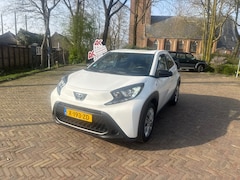 Toyota Aygo X - 1.0 VVT-i Play 2e paasdag open 12 tot 16 uur carplay/camera