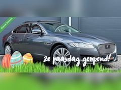 Jaguar XF - 3.0 Prestige AWD 340PK Pano.dak/Camera/Navi/ACC/PDC