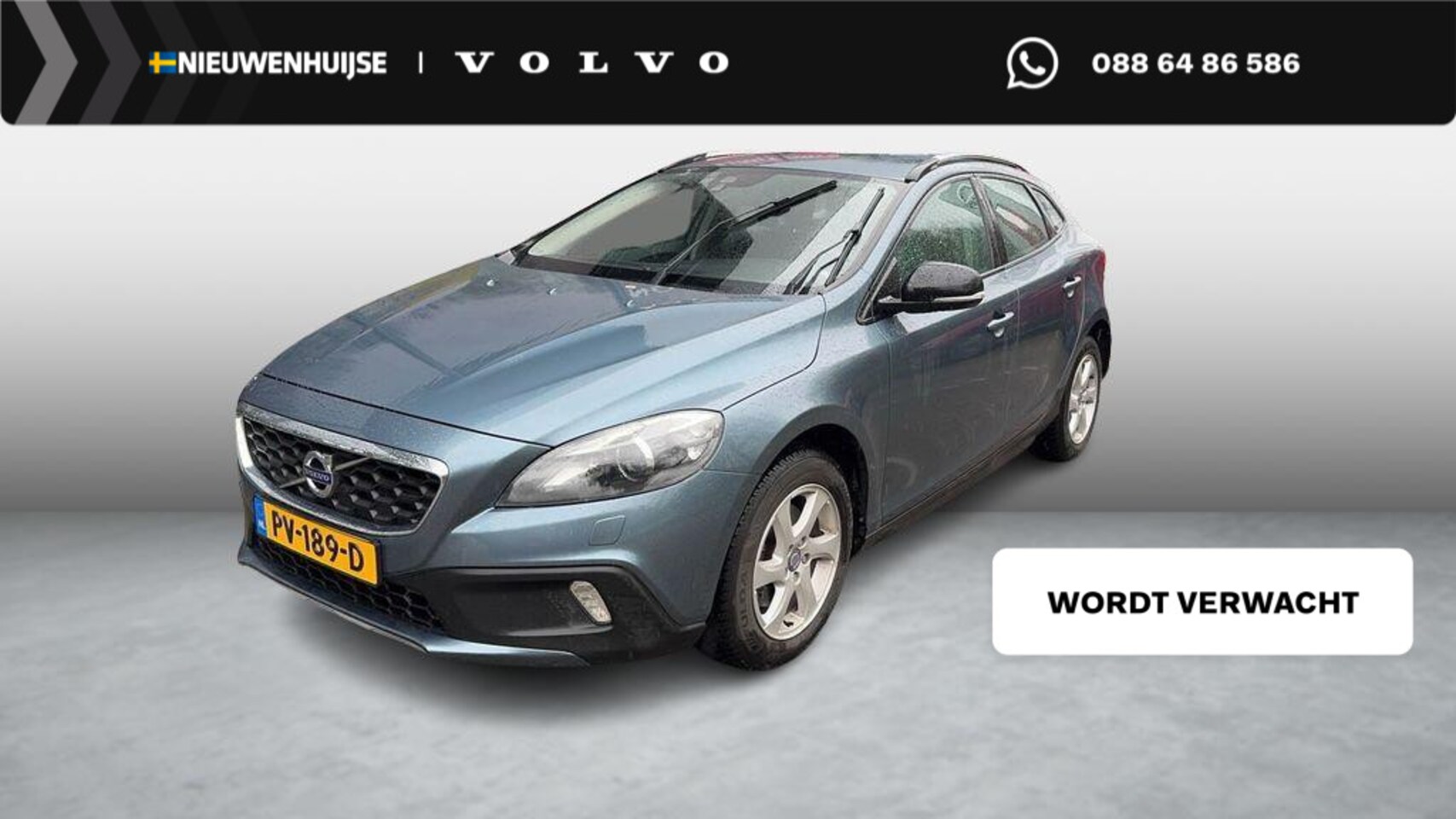 Volvo V40 Cross Country - 1.6 T4 Momentum | RTI Navigatie | Bluetooth | Parkeersensoren | Stoelverwarming | Trekhaak - AutoWereld.nl