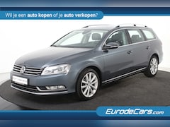 Volkswagen Passat Variant - 2.0 TDI Highline BlueMotion *2e Eigenaar*Leer*Trekhaak*Navigatie