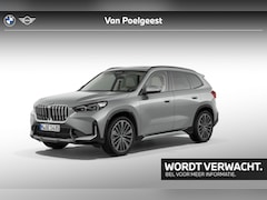 BMW X1 - sDrive20i | X Line | Panoramadak | Driving Assistant Professional | Parking Assistant Plus
