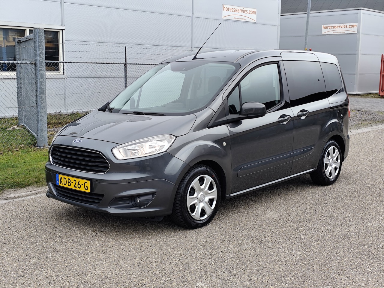 Ford Tourneo Courier - 1.0 Titanium 1.0 Titanium - AutoWereld.nl