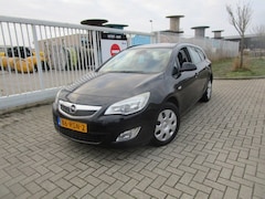 Opel Astra Sports Tourer - 1.4 Turbo Edition