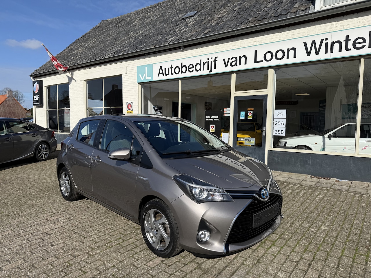 Toyota Yaris - 1.5 Hybrid Lease Bluetooth telefoon verbinding - AutoWereld.nl