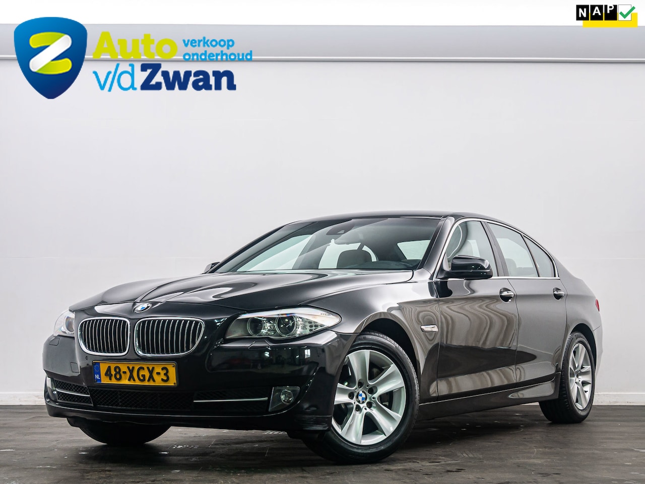 BMW 5-serie - 528i High Executive 245 PK Ivoor leder/Xenon - AutoWereld.nl